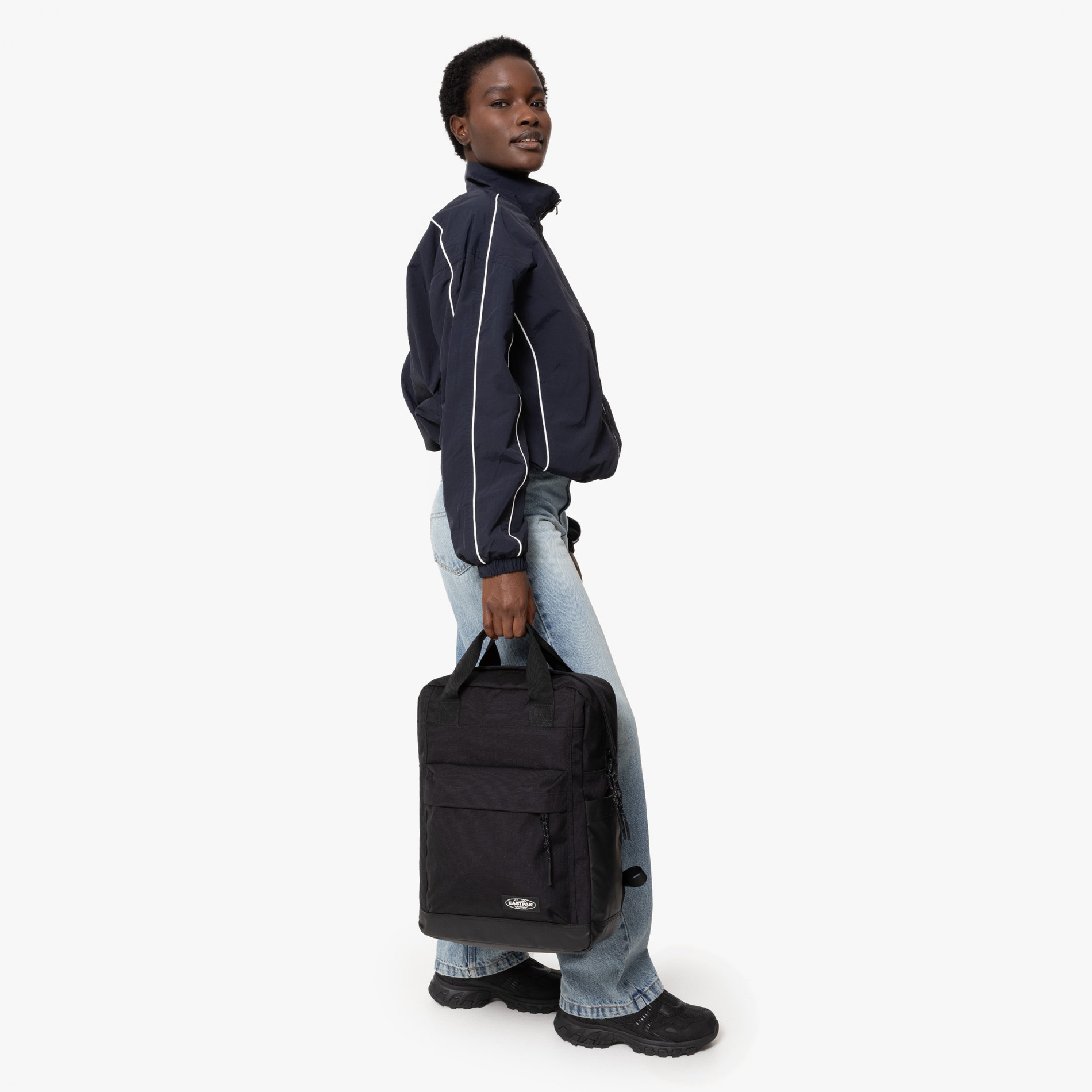 ICON TOTEPACK - ON BLACK