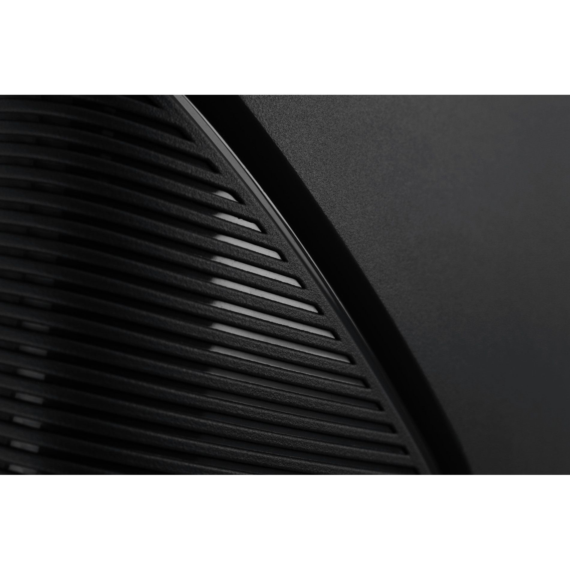 IP1 Kabinengepäck Trolley S mit USB Port - Lava black