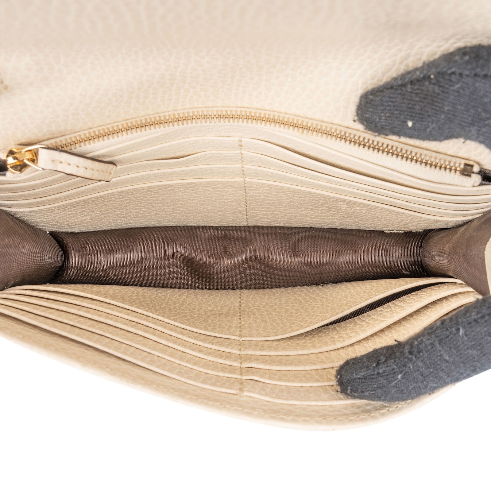 Gucci Grained Leather Interlocking GG Wallet On Chain