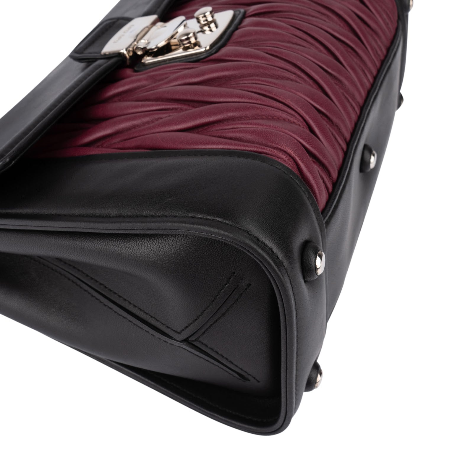 Miu Miu – Confidential Coffer Handtasche