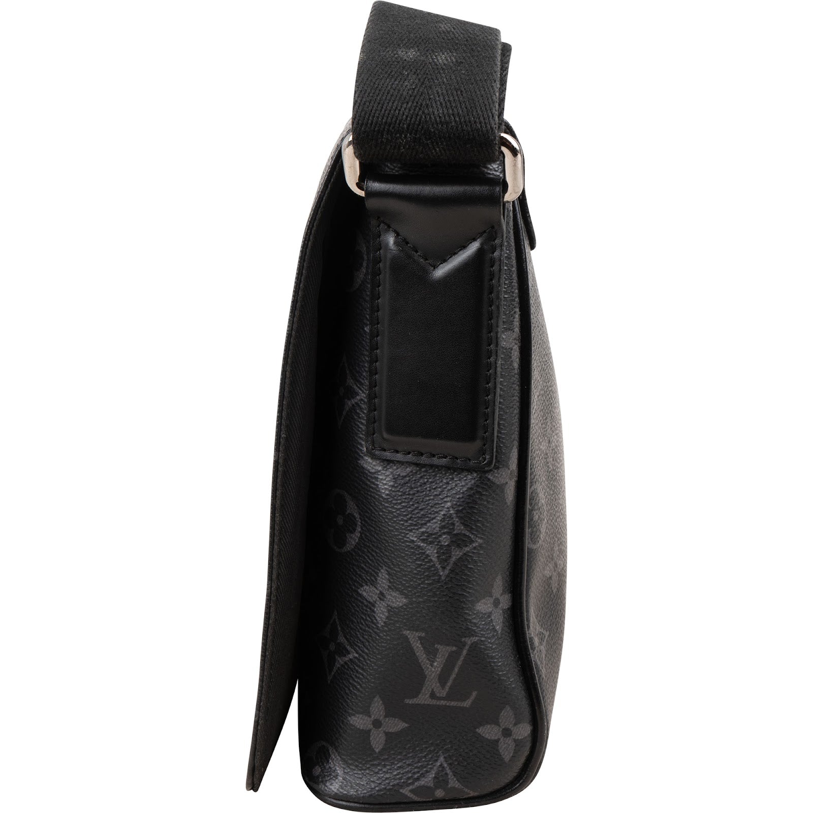 Louis Vuitton – District PM Crossbody Bag