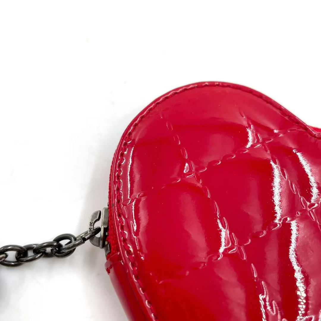 Burberry Pouch herzförmig