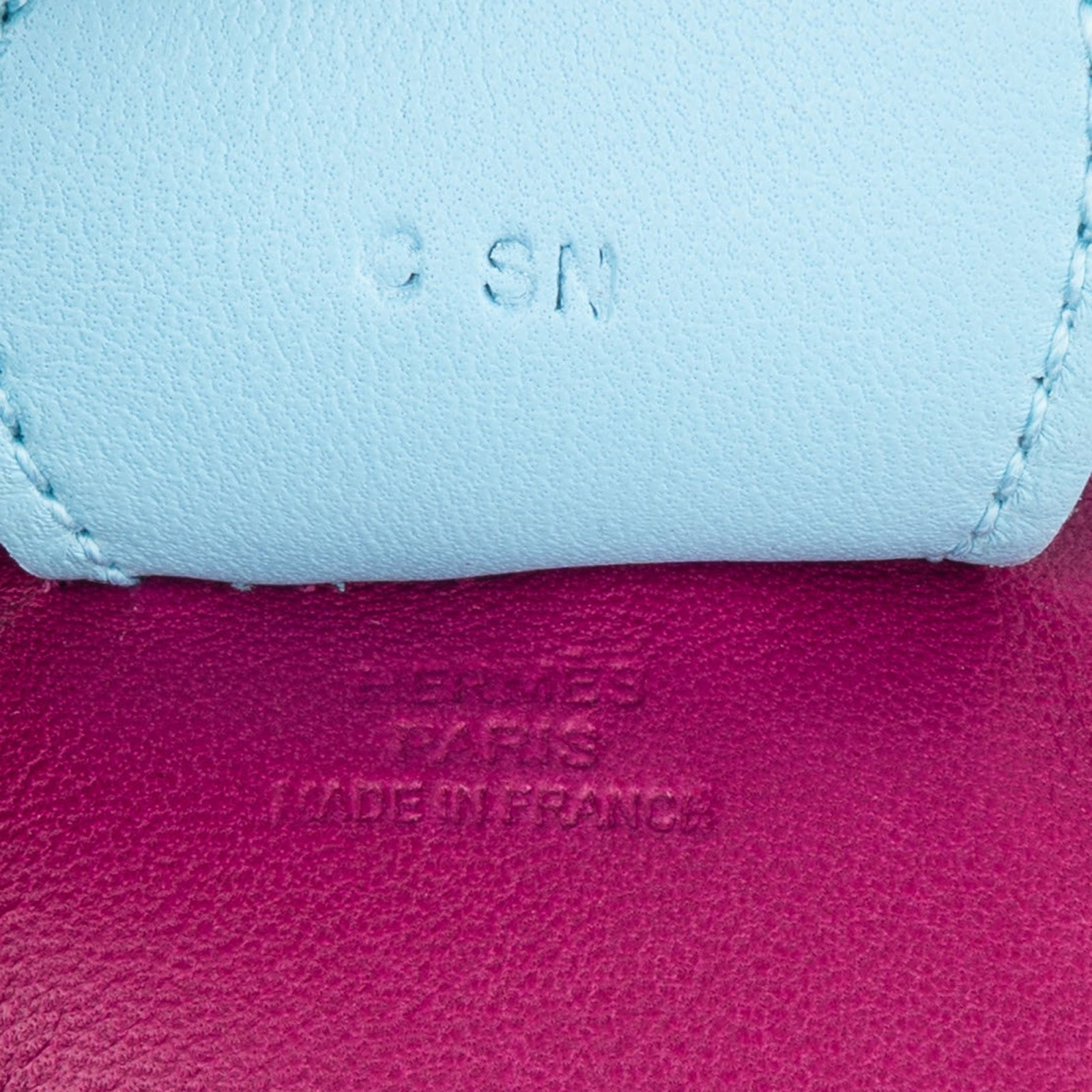 Hermès - Tricolor Leather Rodeo GM Pendant