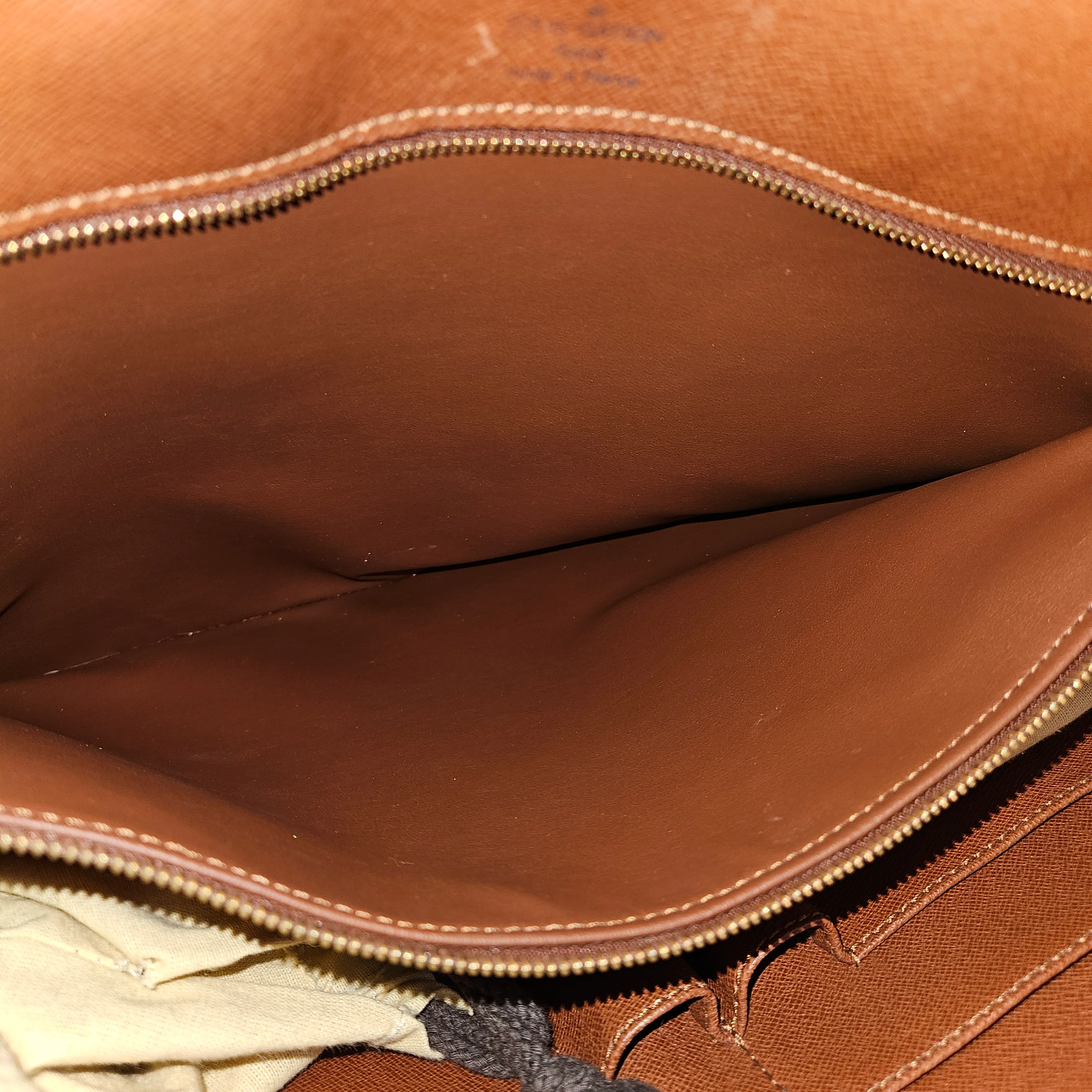 Louis Vuitton Monogram Canvas Porte-Documents Aktentasche