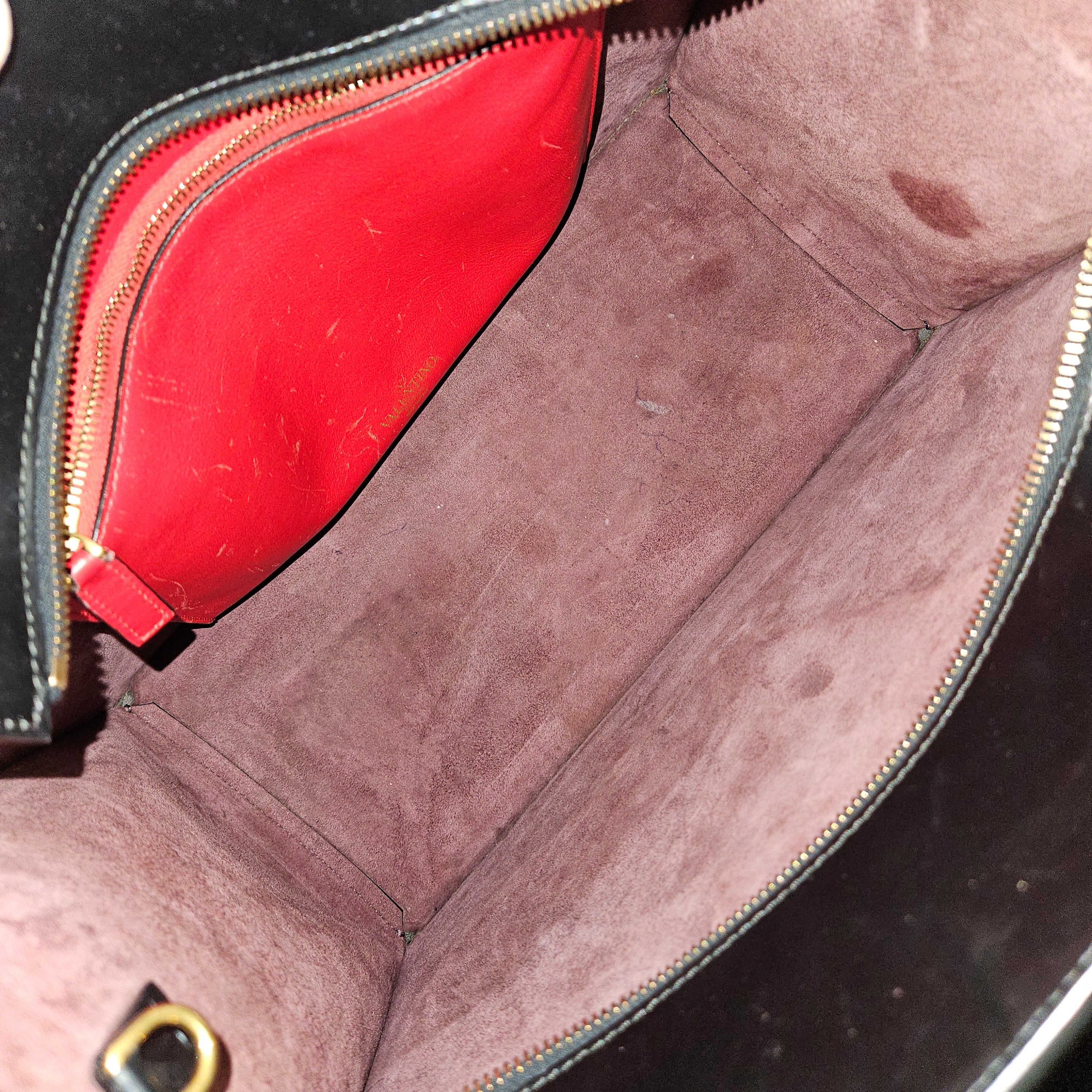 Valentino Garavani - VLogo Walk Tote Handbag