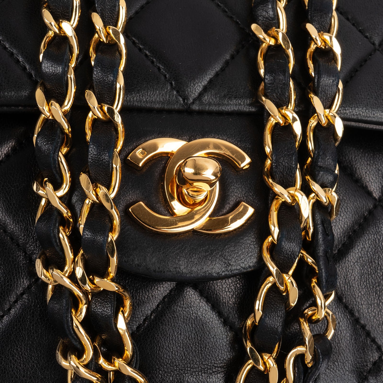 Chanel - Medium Double Flap Schultertasche