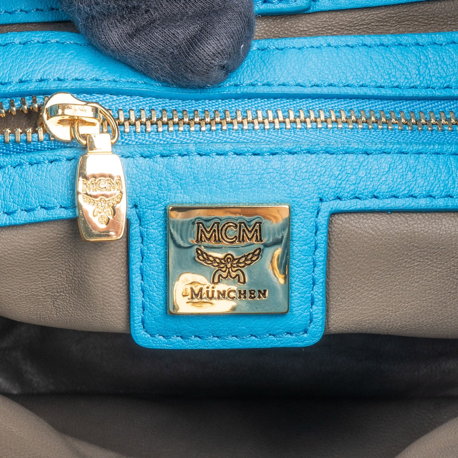Sac à bandoulière MCM Monogram Visetos Mini à cordon de serrage