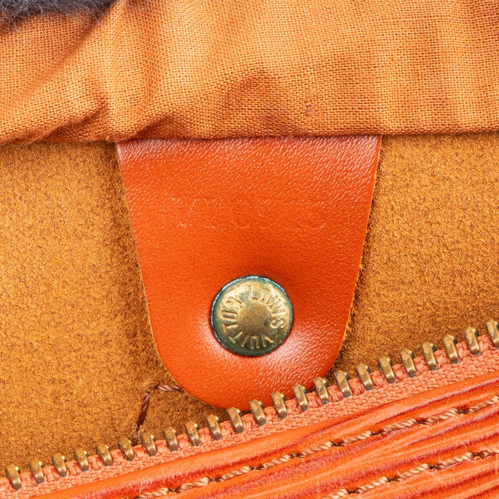 Sac Speedy 30 Boston Louis Vuitton en cuir Epi couleur « Kenyan Fawn »