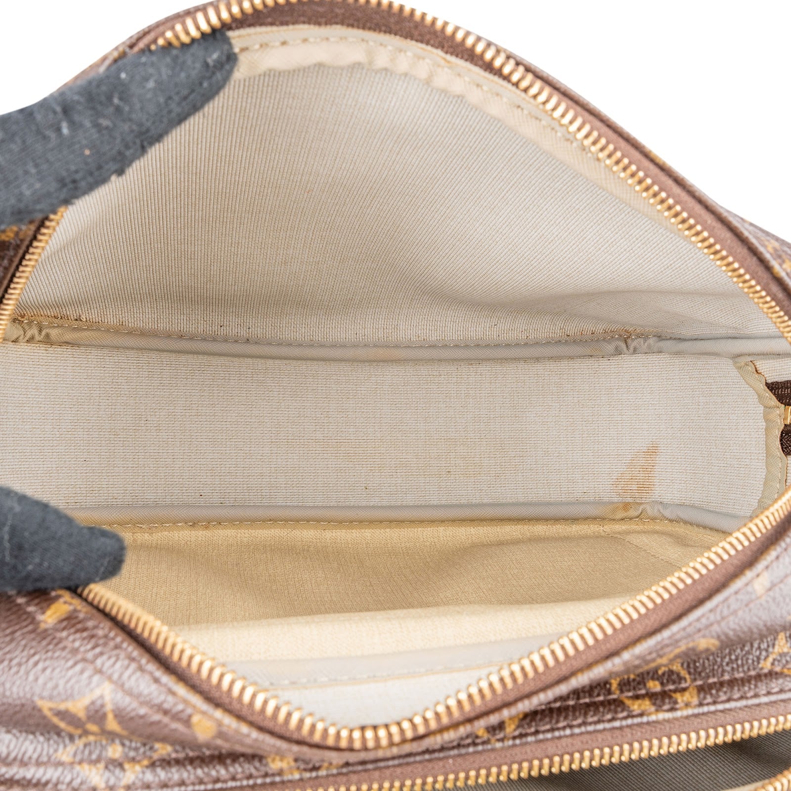 Louis Vuitton - Reporter PM Crossbody Bag