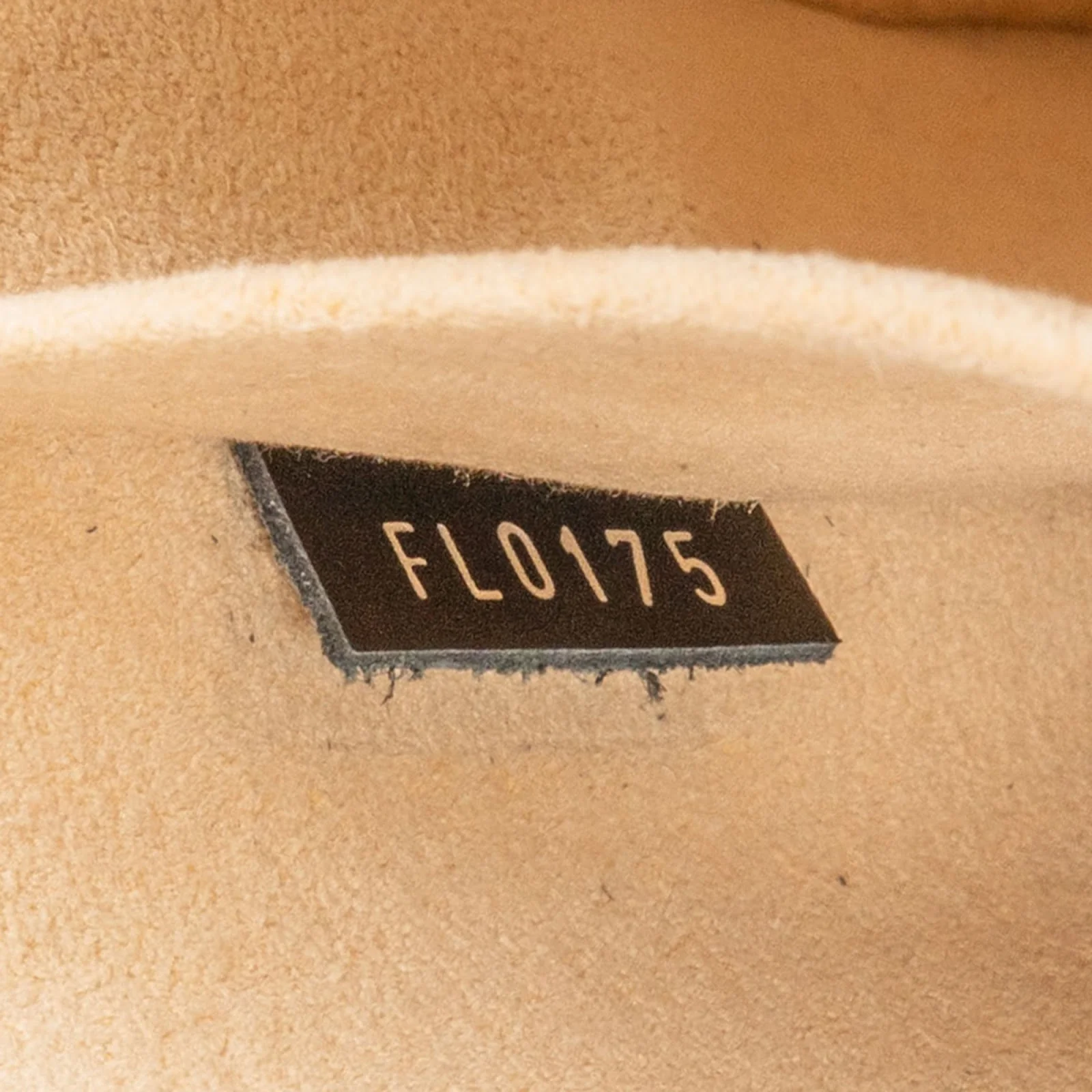 Louis Vuitton Monogram Canvas Dora MM Handbag