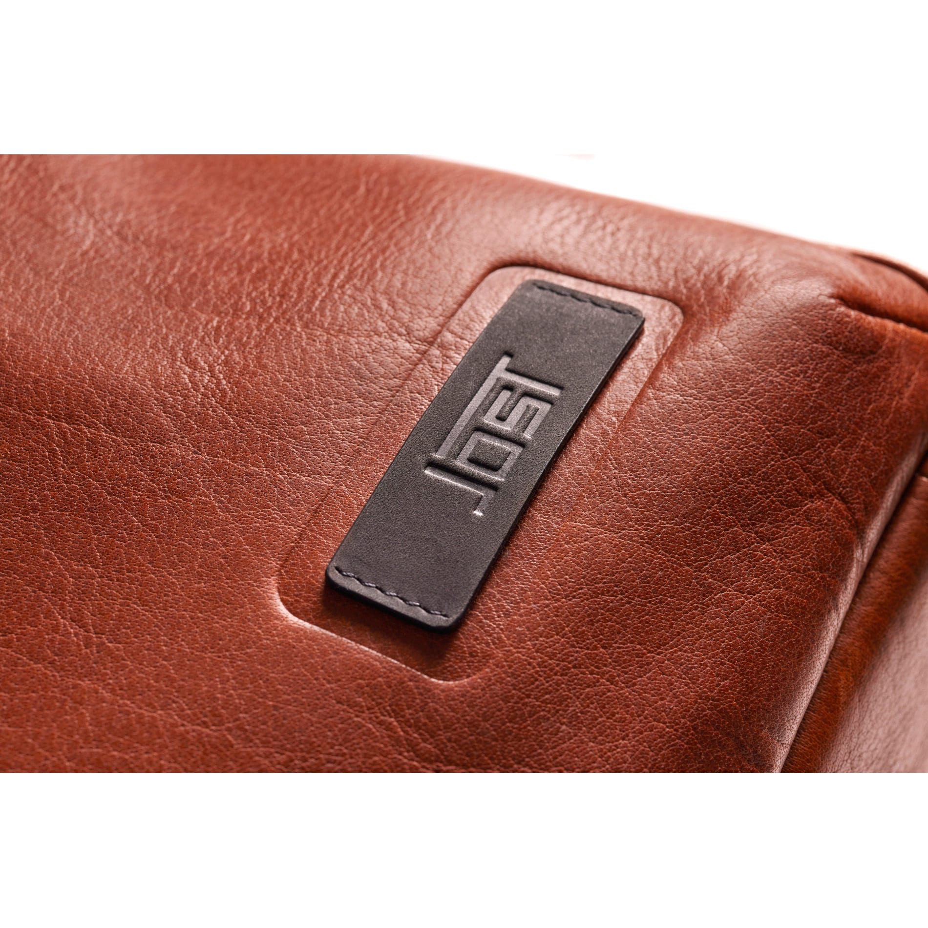 MALMÖ Pouch - cognac