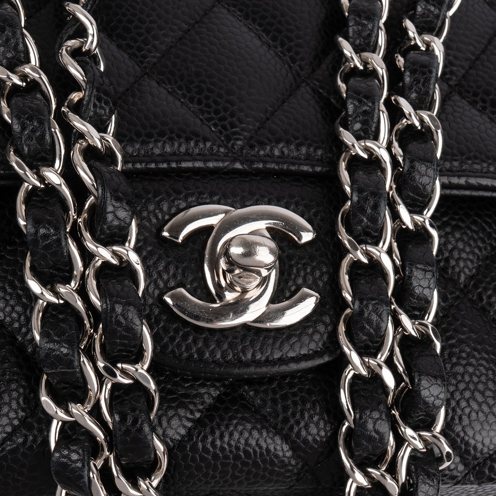Chanel – Classic Double Flap Schultertasche