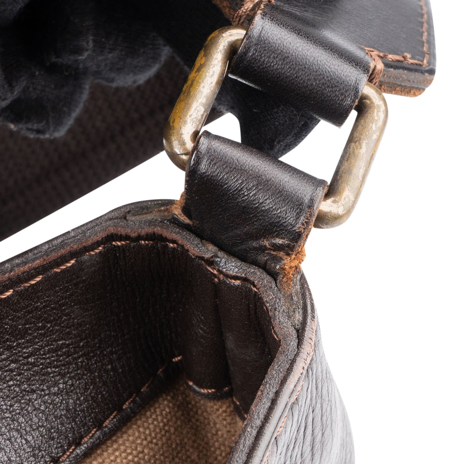 Louis Vuitton Leather Utah Leather Omaha Messenger Bag