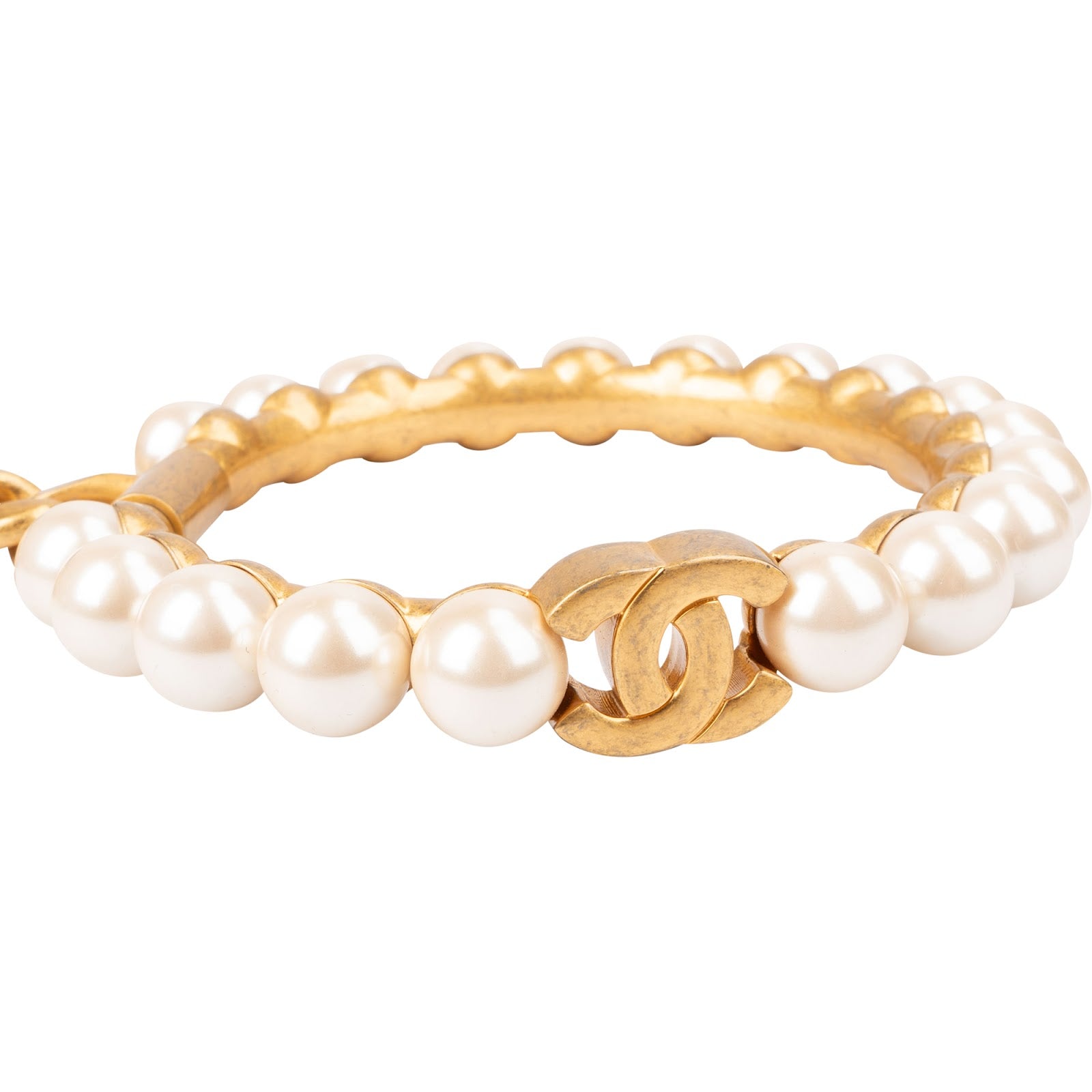 Chanel - Pearl Bracelet Multi Pouches  (Cardholder, Coins & AirPods)