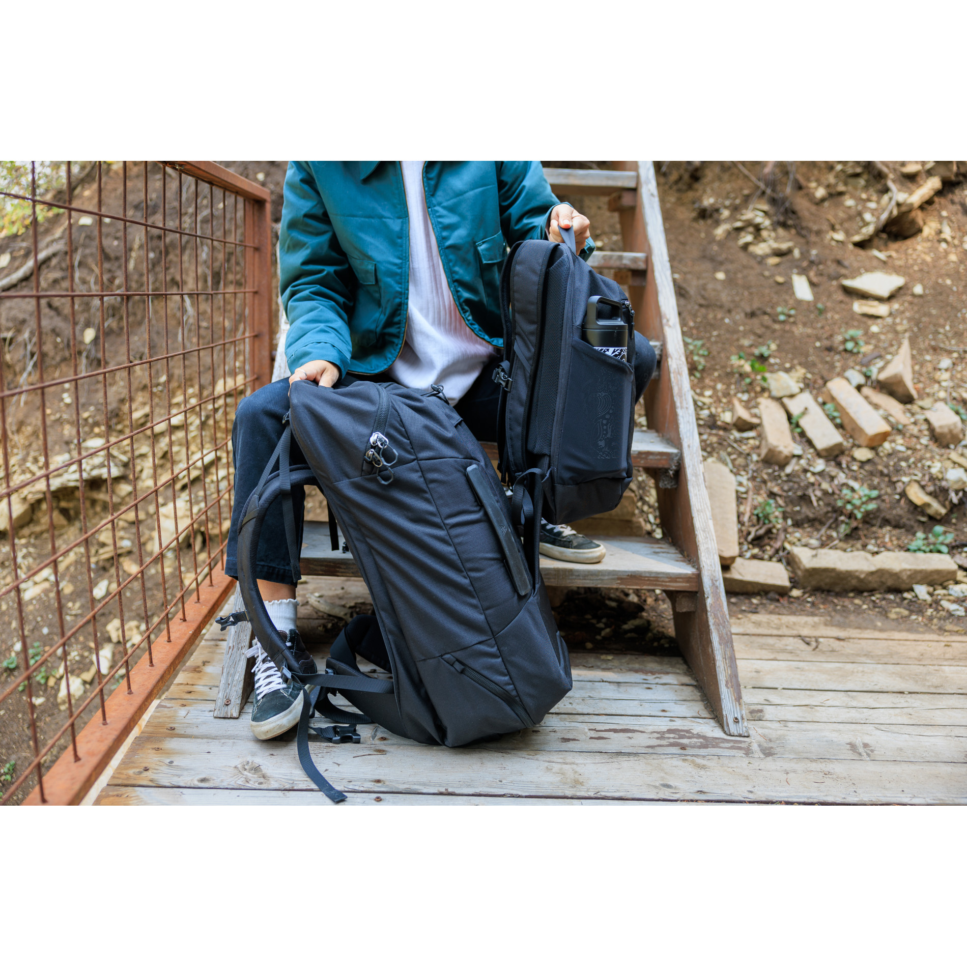 BORDER 50+15 - BLACK LICHEN