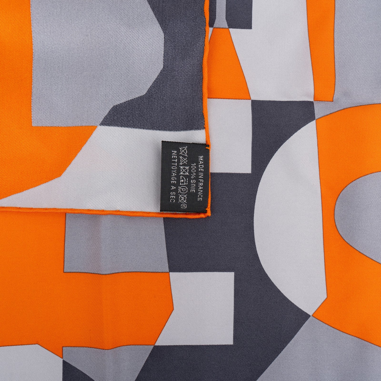 Hermès H en Biais Silk 40 Tuch