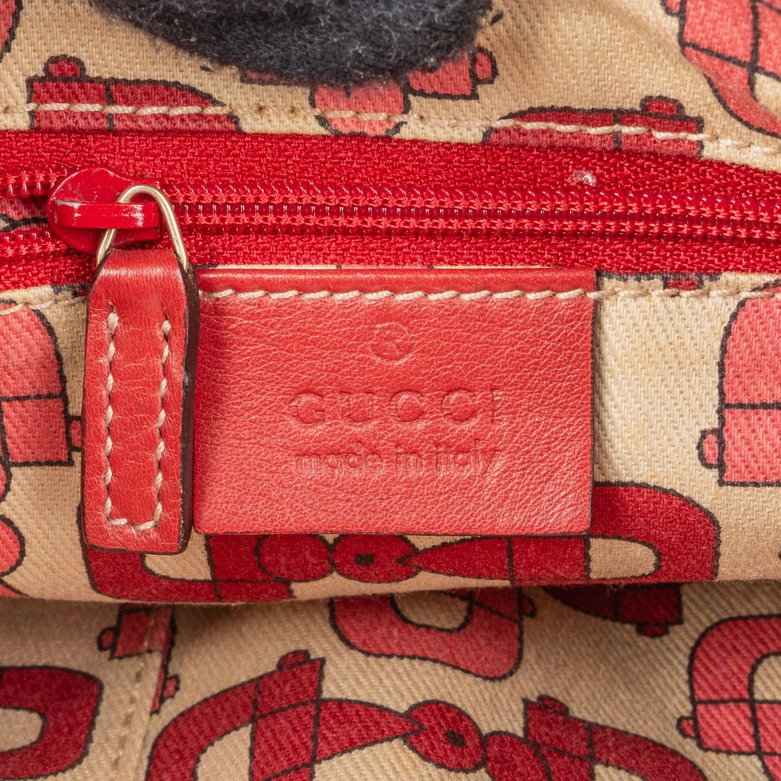 Gucci GG Guccissima Leather Abbey D-Ring Hobo Handbag