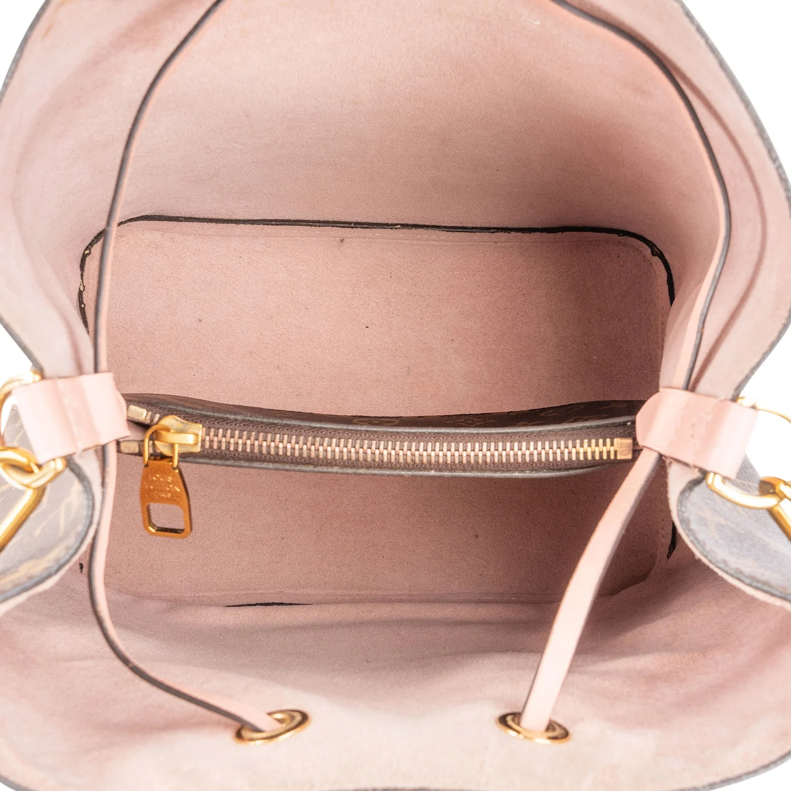 Louis Vuitton Monogram Canvas NéoNoé MM Crossbody Bag