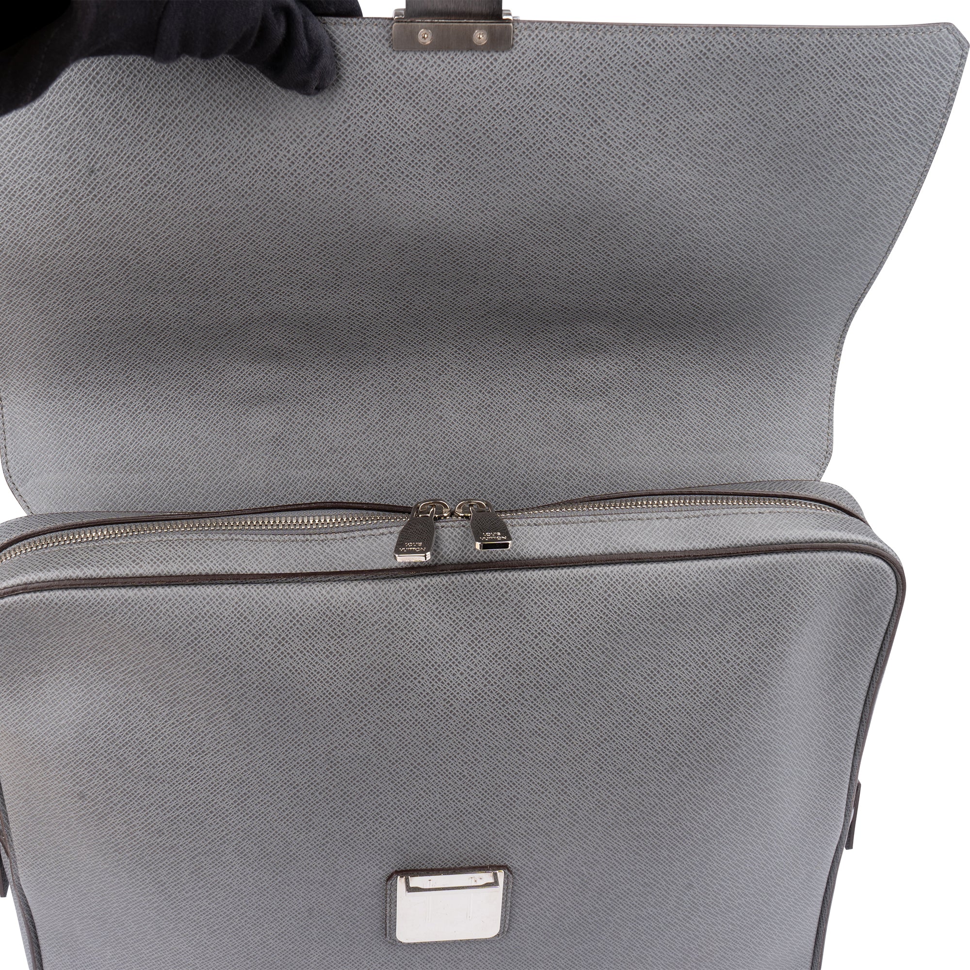 Louis Vuitton Gris Taiga Leather Vassili PM Business Handbag