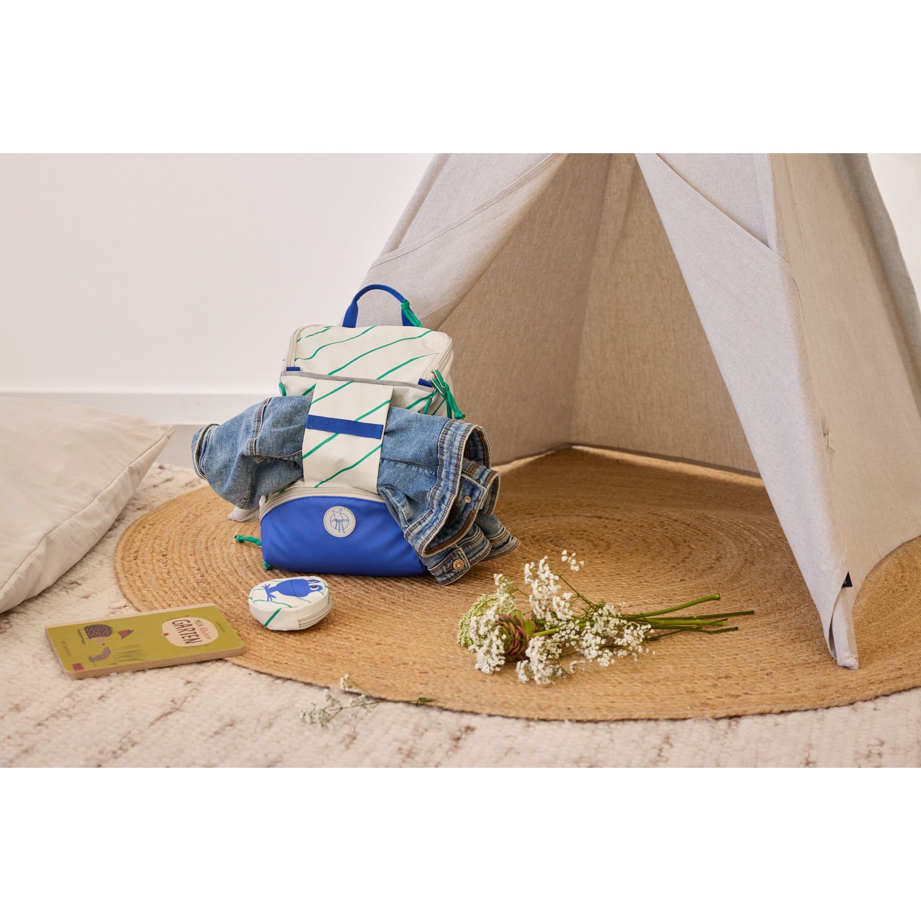 Mini Outdoor Backpack Up Happy Trails - frog