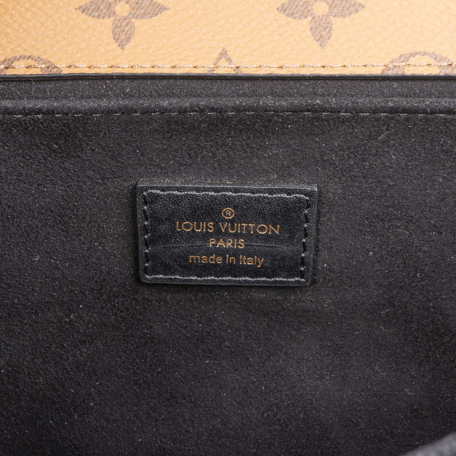 Louis Vuitton -  Pochette Metis Crossbody Bag