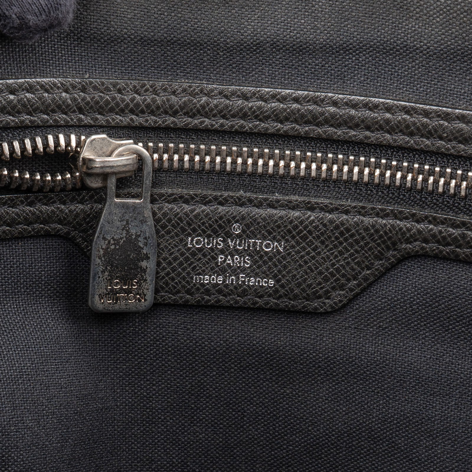 Louis Vuitton - Roman MM Messenger Bag