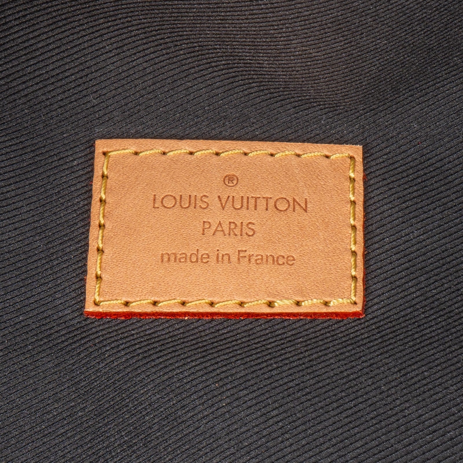 Sac banane et sac à bandoulière Louis Vuitton en toile Monogram