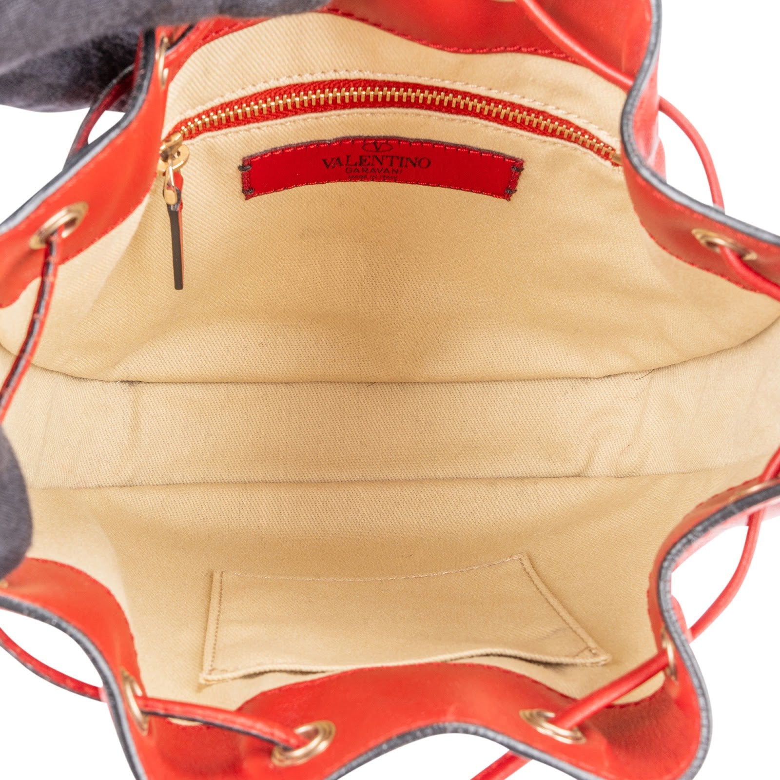 Valentino Garavani Red Leather Rockstud Bucket