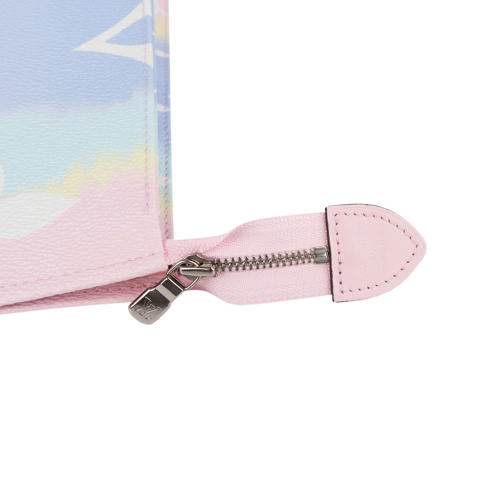 Louis Vuitton Monogram Giant Escale Toiletry Bag 26