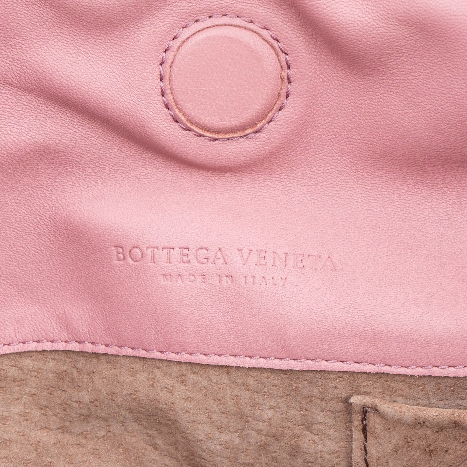 Sac à bandoulière hobo en cuir Intrecciato rose de Bottega Veneta