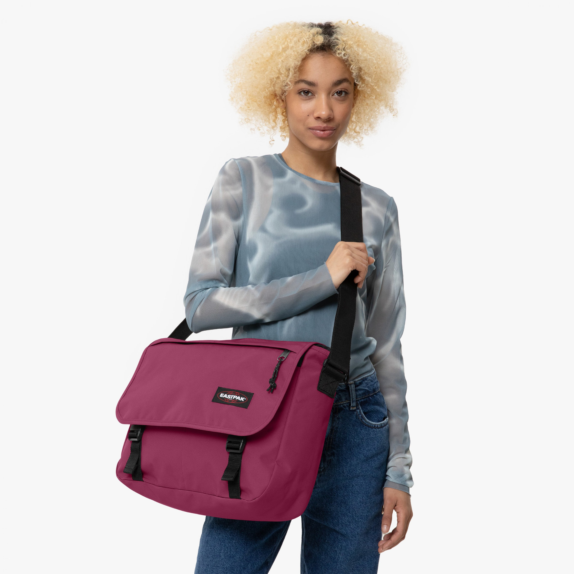 Delegate + - WINE BURGUNDY