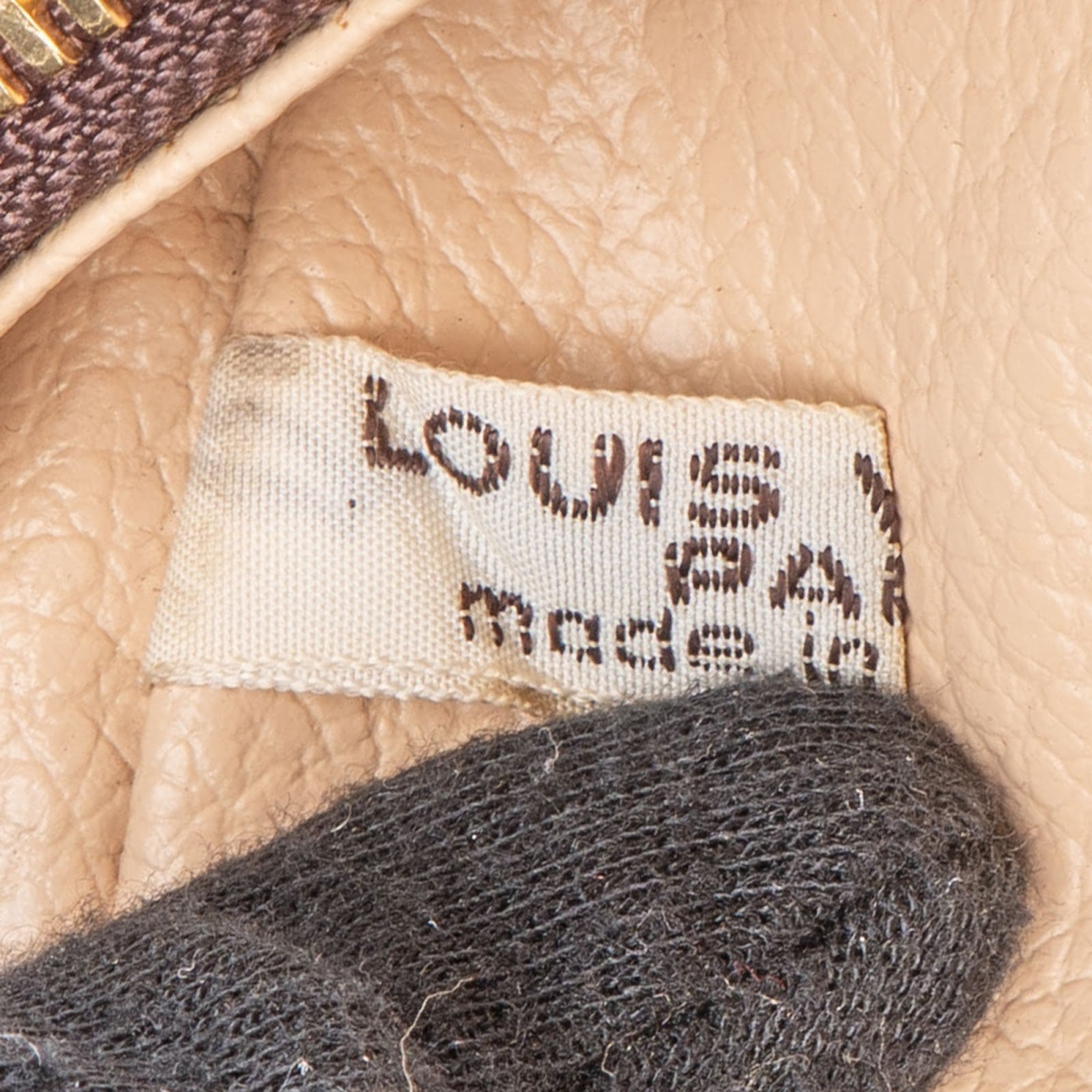 Louis Vuitton Monogram Canvas Trousse Kulturbeutel