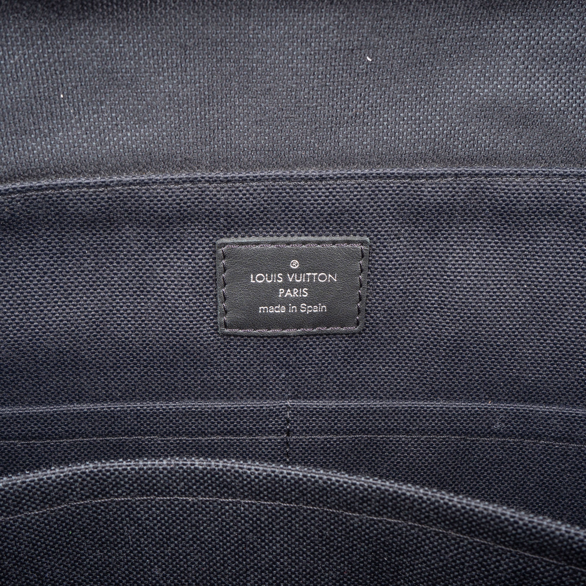 Louis Vuitton Utah Leather Canyon MM Crossbody Bag