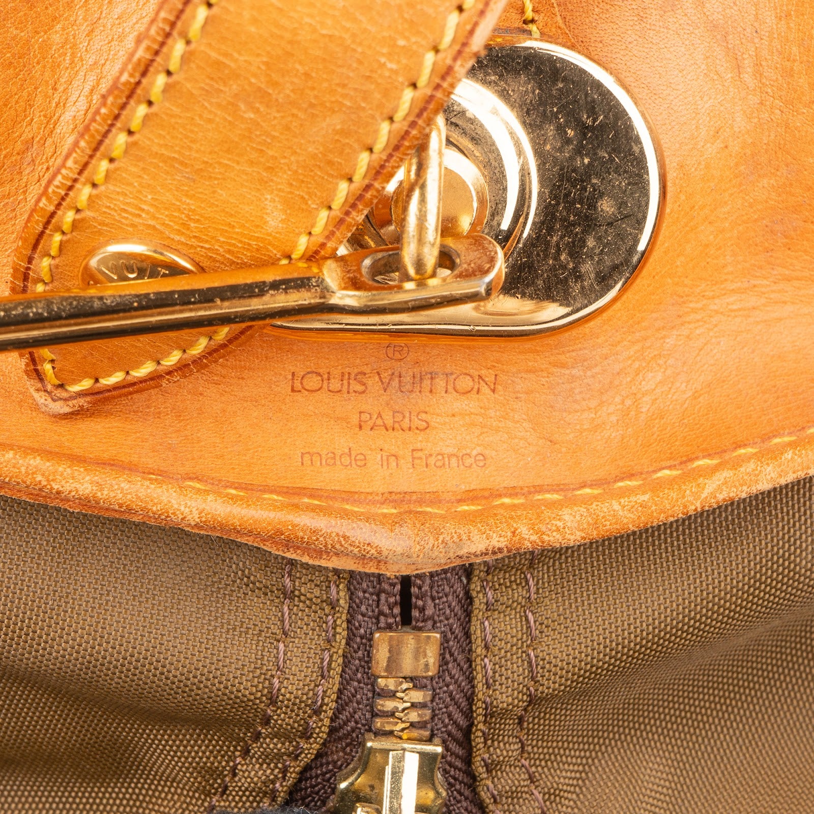 Louis Vuitton - Housse Porte Habits Garmentbag