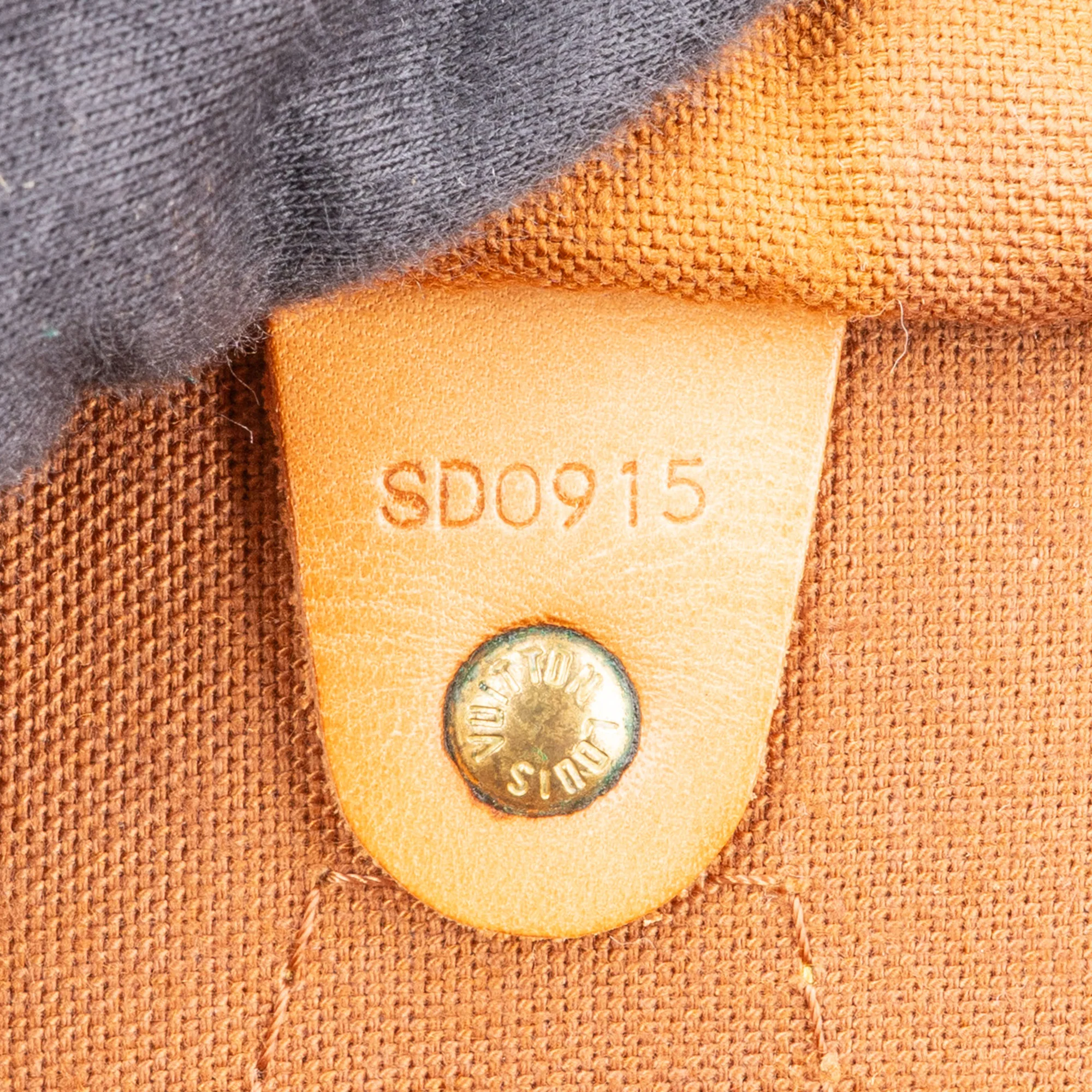 Louis Vuitton Canvas Monogram Speedy 40 Handbag