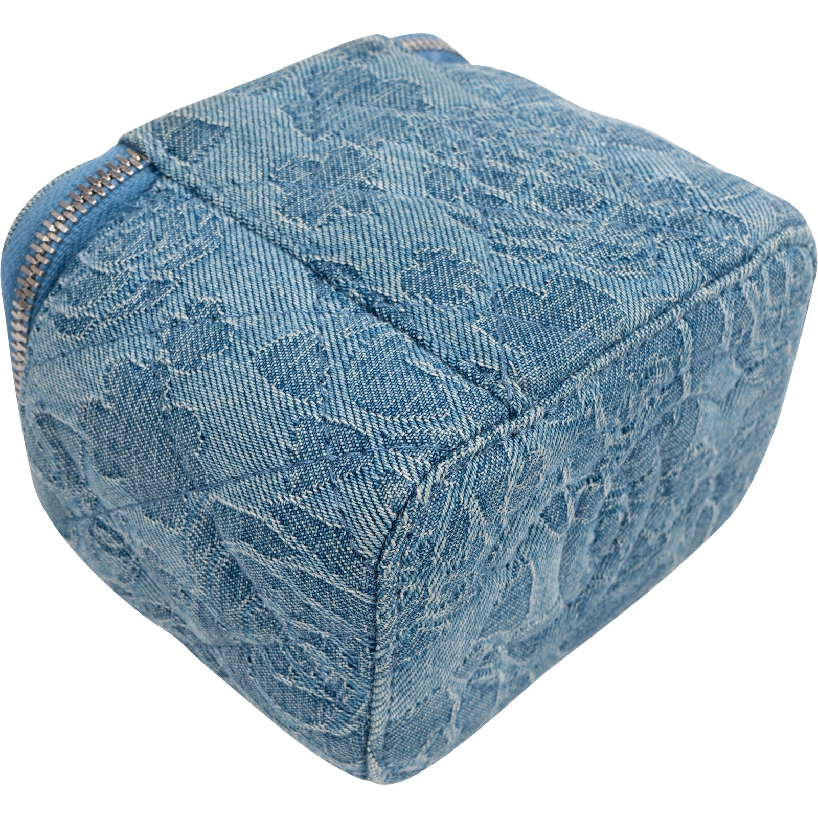 Chanel - Quilted Denim Mini-toilettas met schouderriem