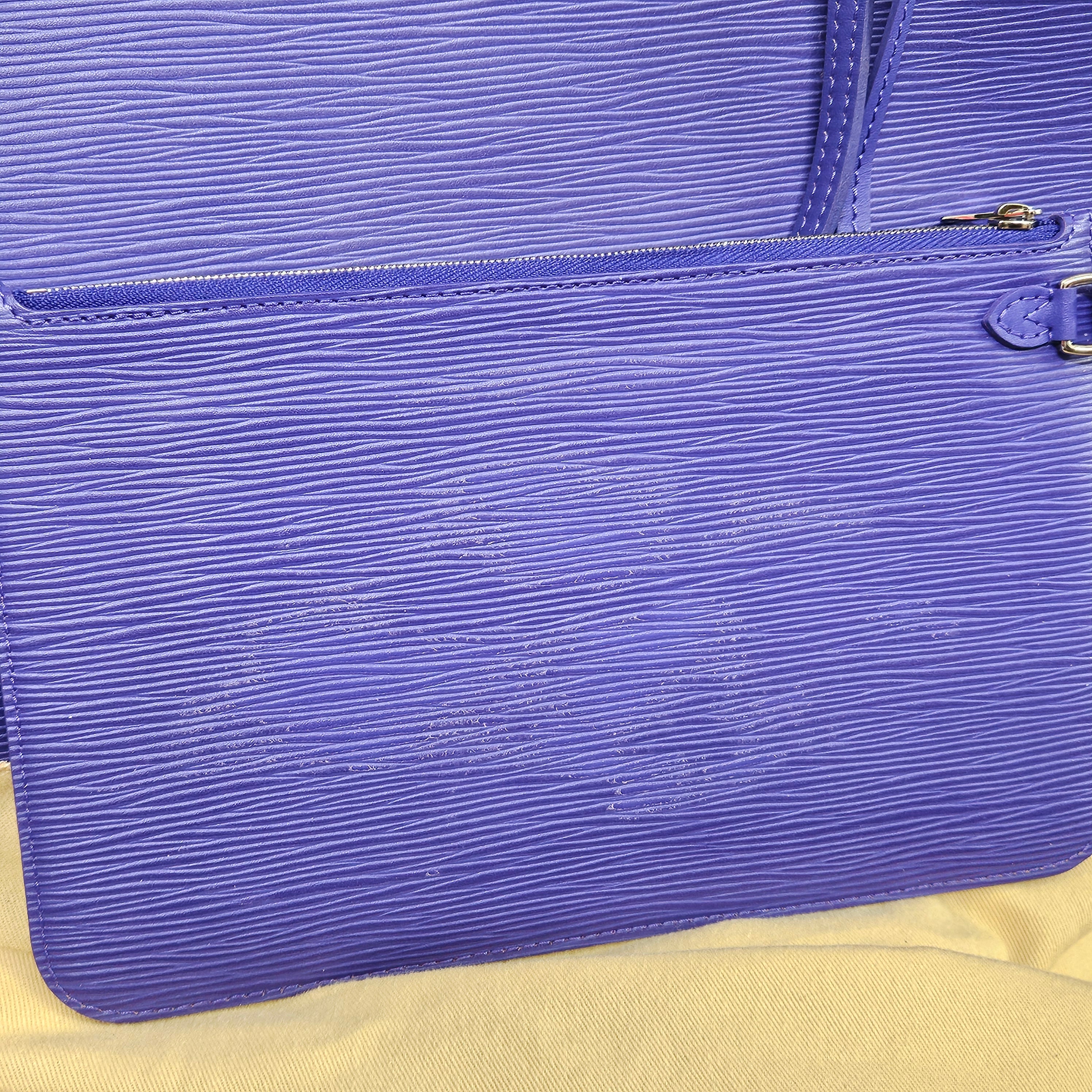 Sac cabas Neverfull MM Louis Vuitton en cuir Figue Épi
