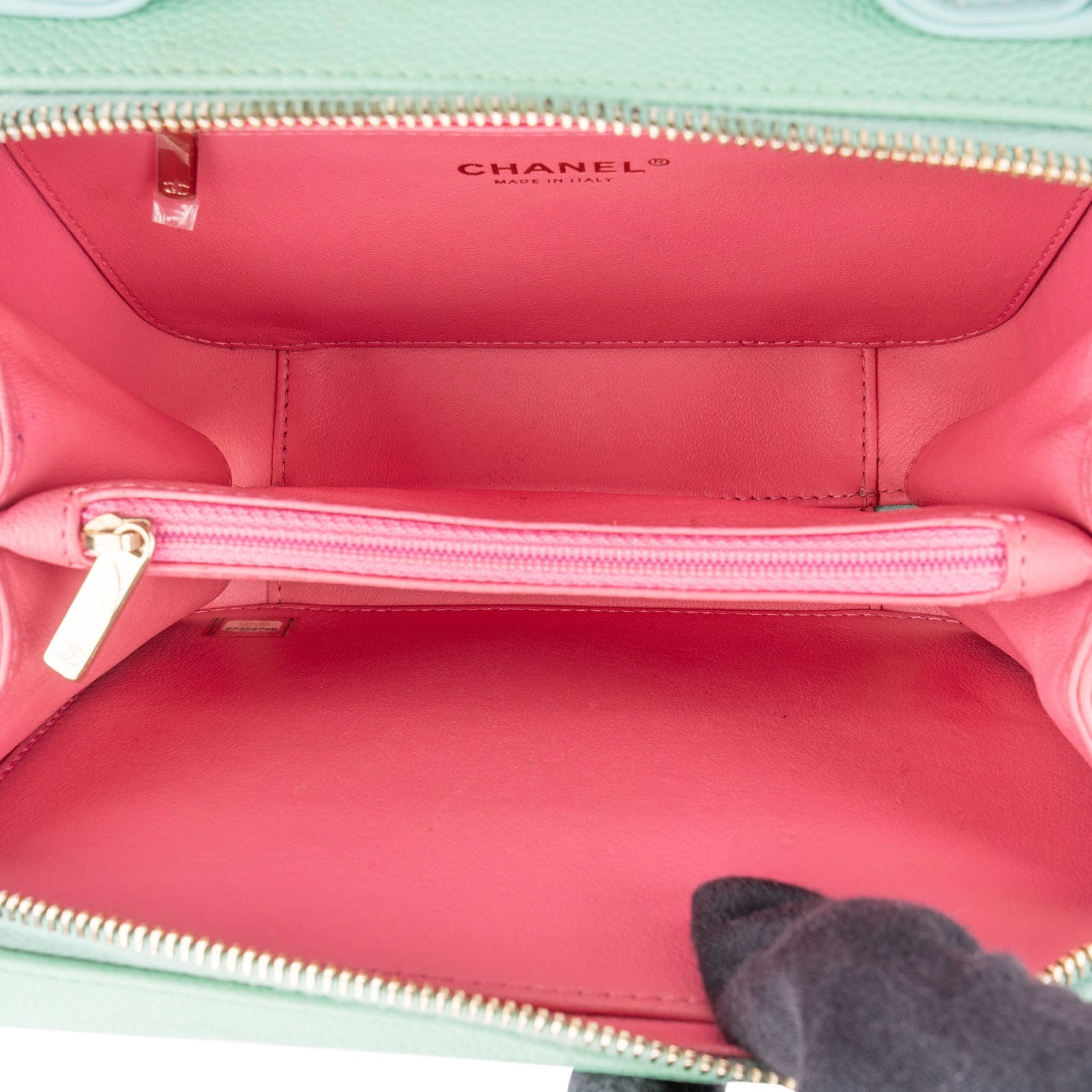 Chanel - Filigree Vanity Case-schoudertas