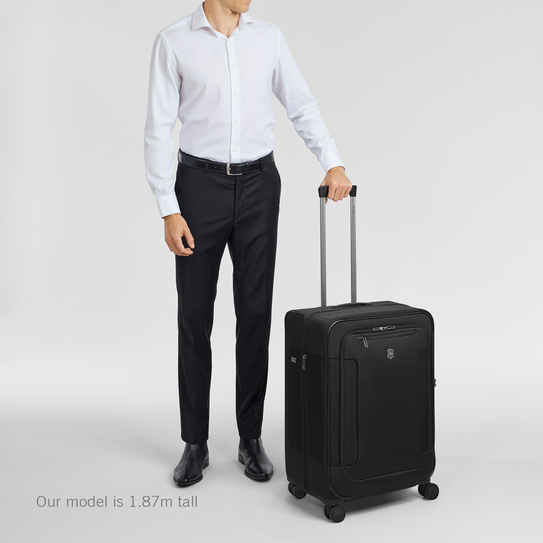 Werks Traveler 7.0 Medium Case - Black