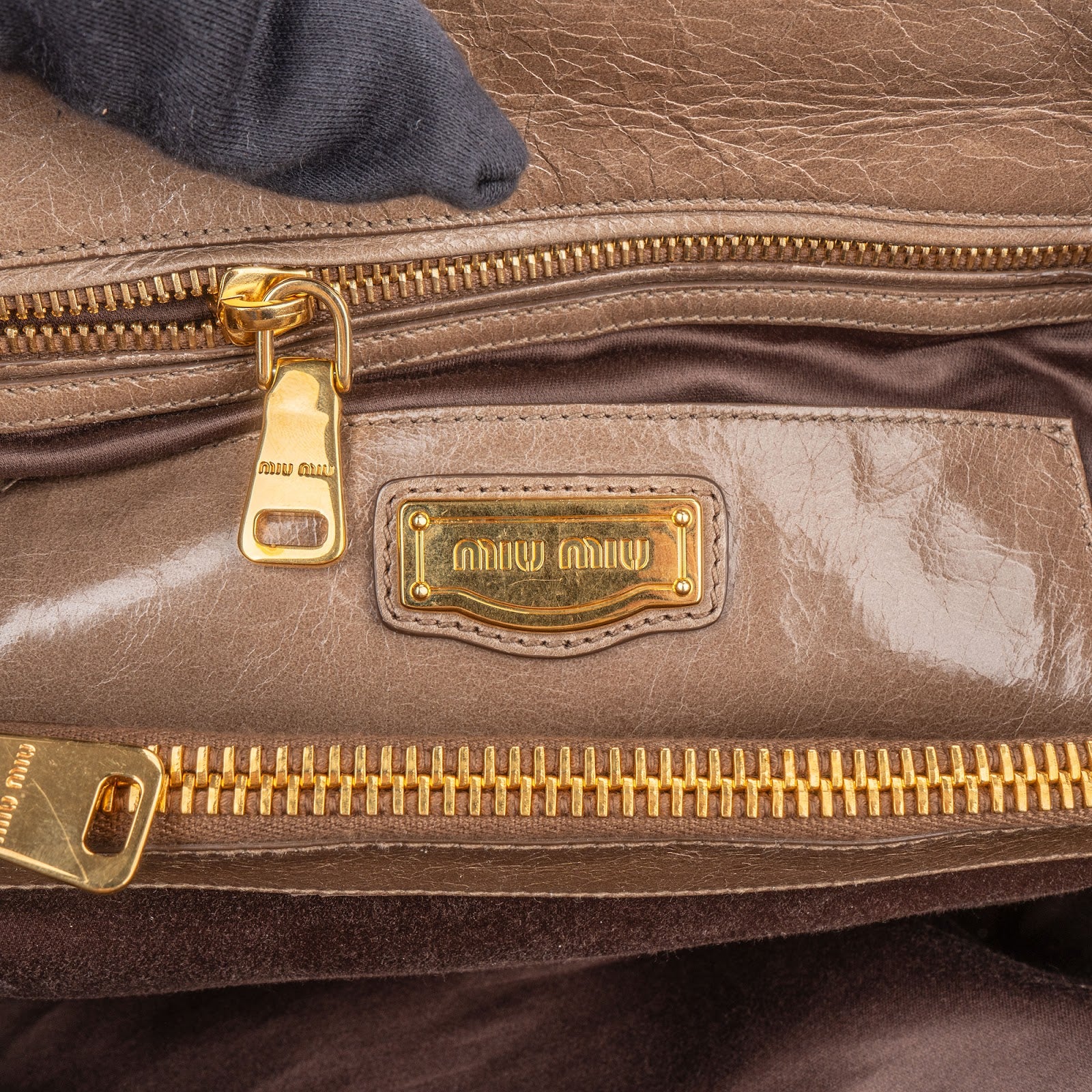Sac cabas Miu Miu en cuir Vitello Lux