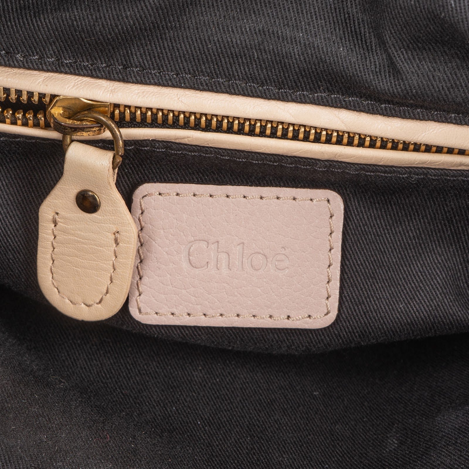 Chloé Grained Leather Paraty Handbag