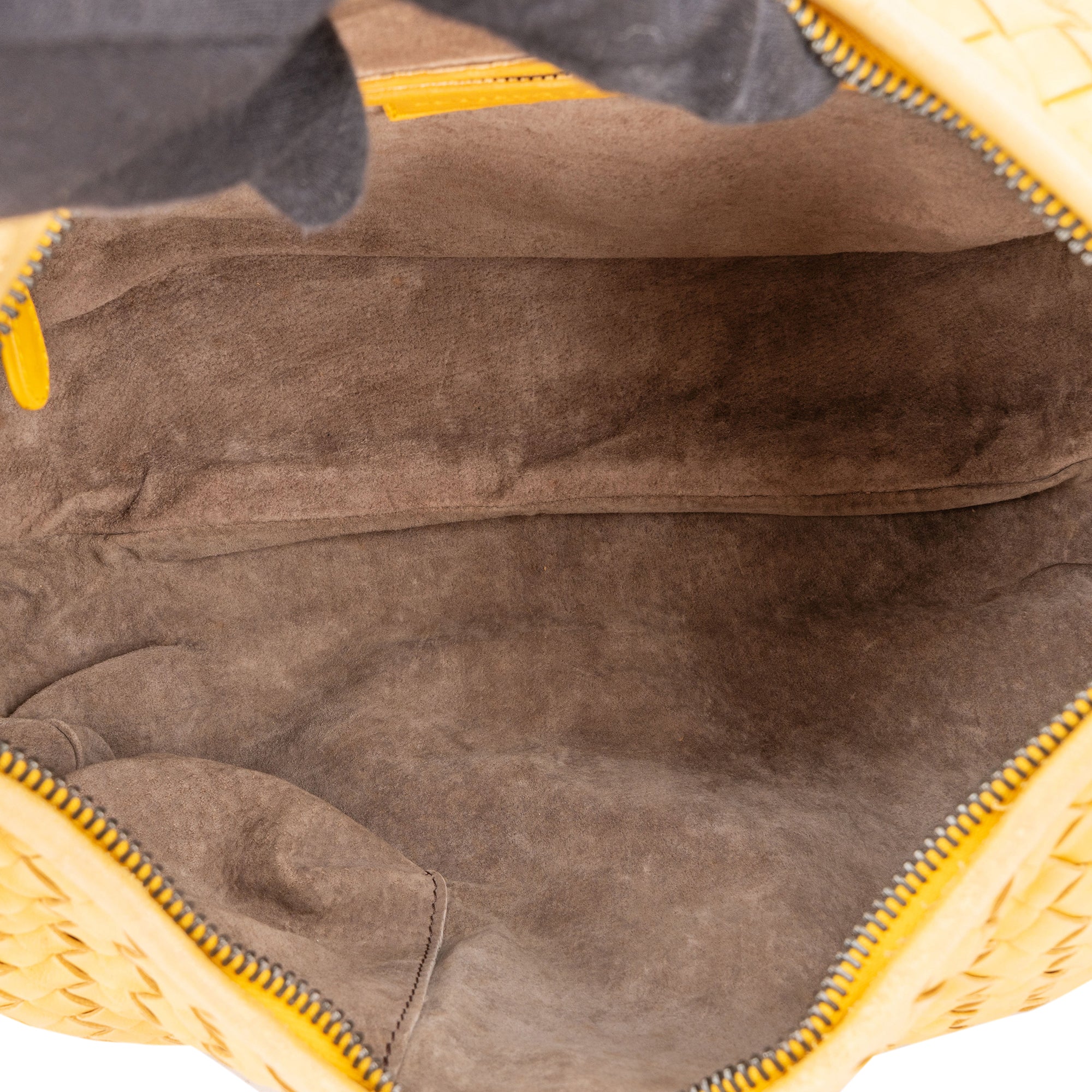 Sac hobo « Belly » en cuir Intrecciato jaune de Bottega Veneta