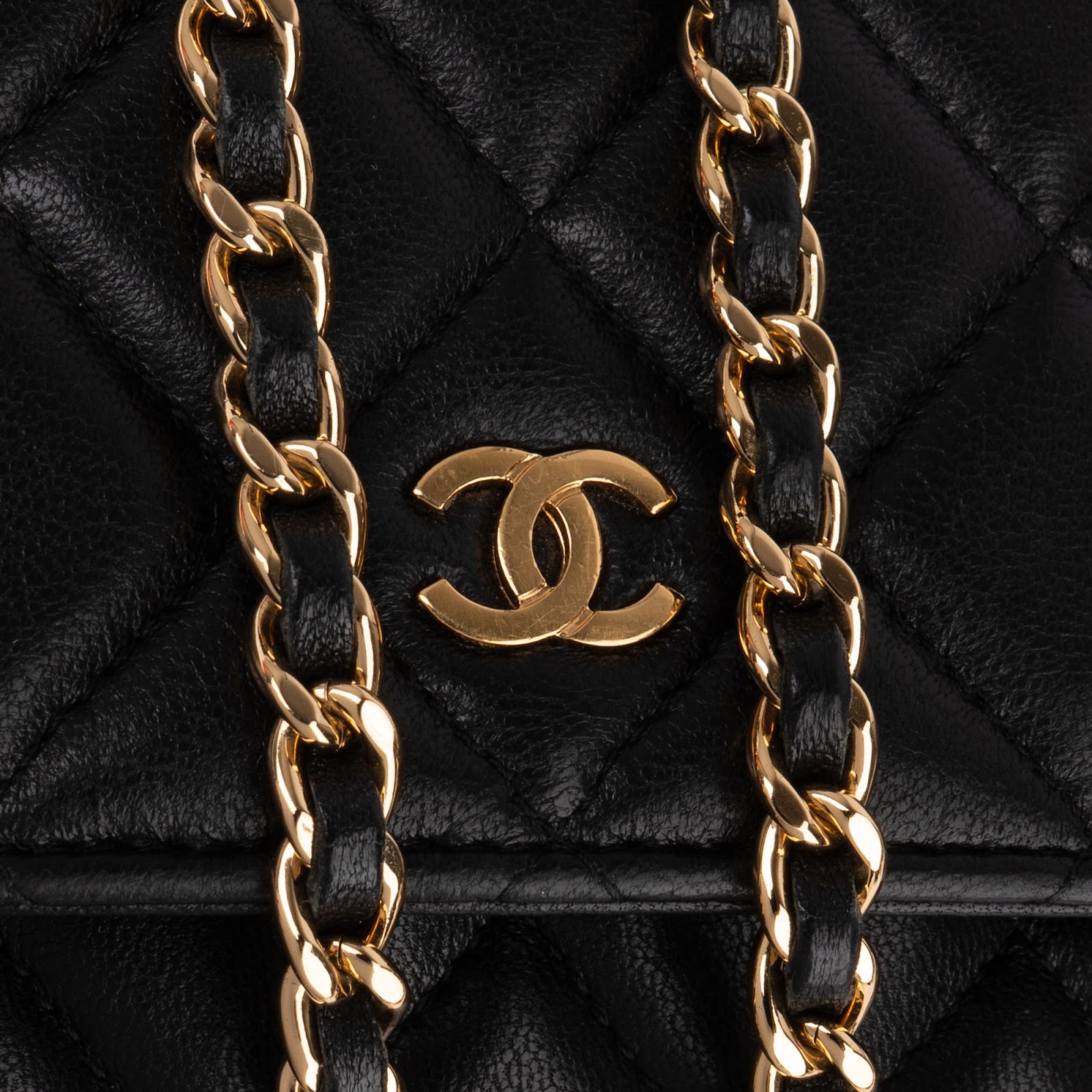 Chanel - CC Wallet On Chain Crossbody Bag