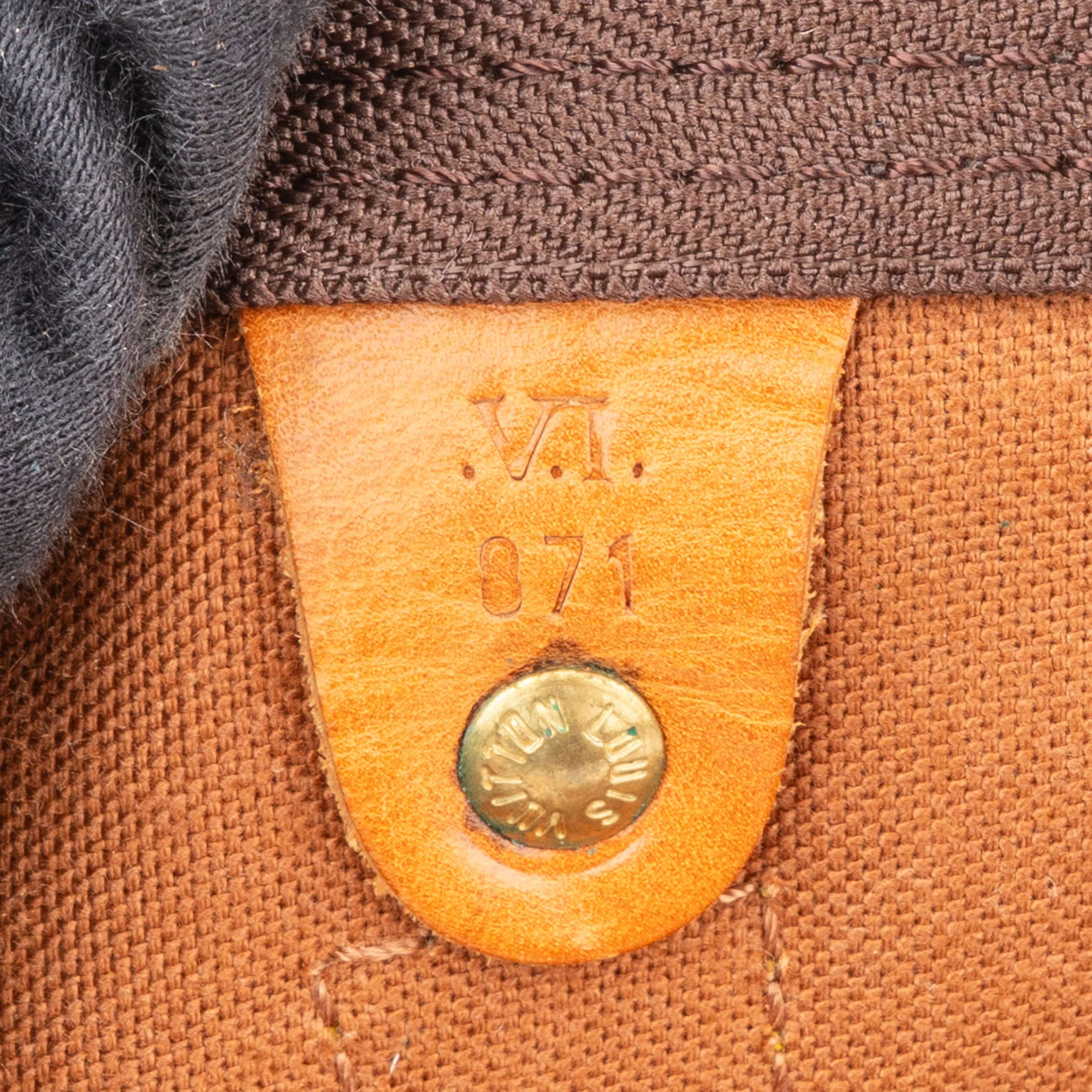 Louis Vuitton Canvas Monogram Keepall 60 Bandouliere