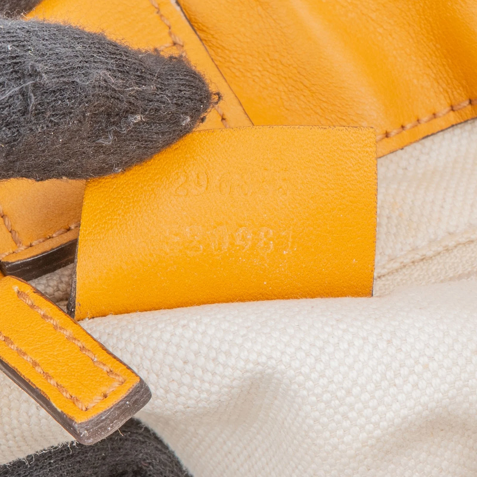 Gucci Guccissima Leather Sukey Handbag