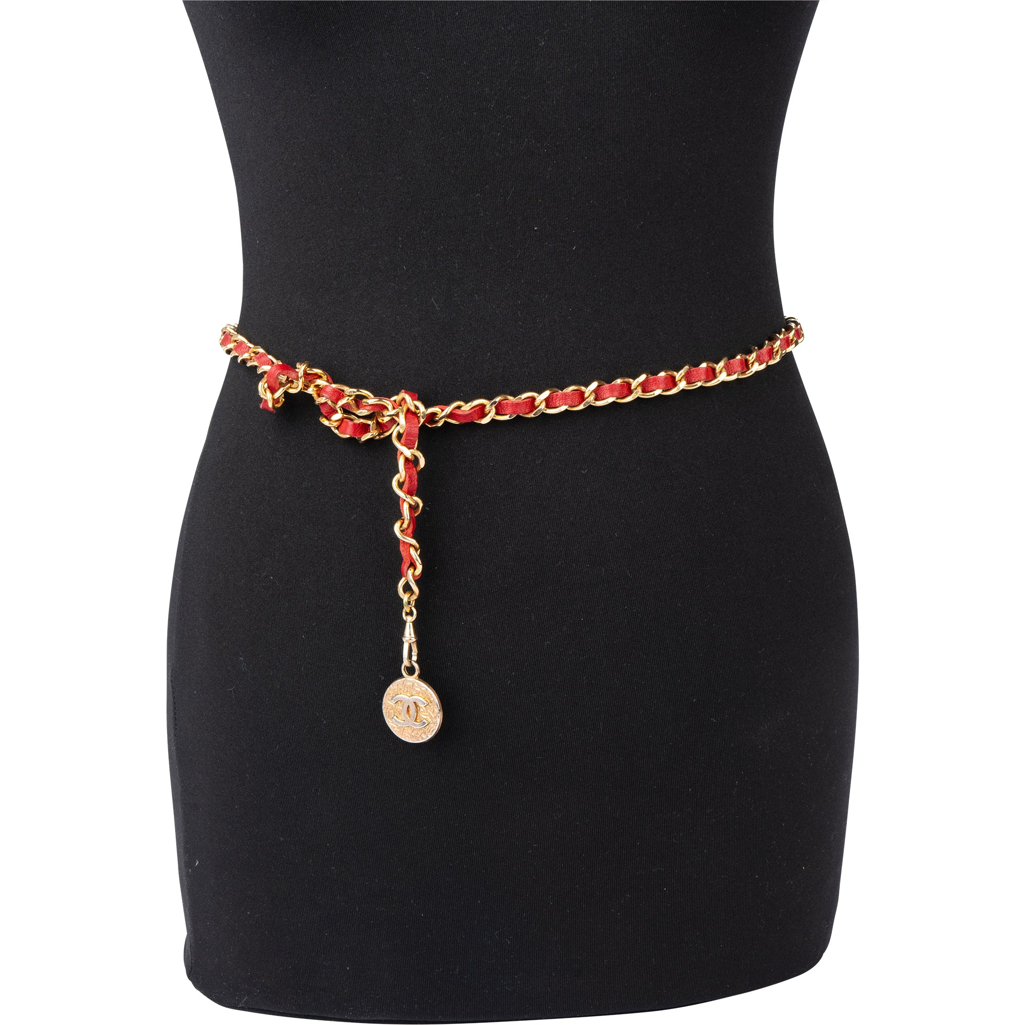 Ceinture Chanel Rouge en cuir d'agneau 1984 avec chaîne dorée au niveau du ventre (94)
