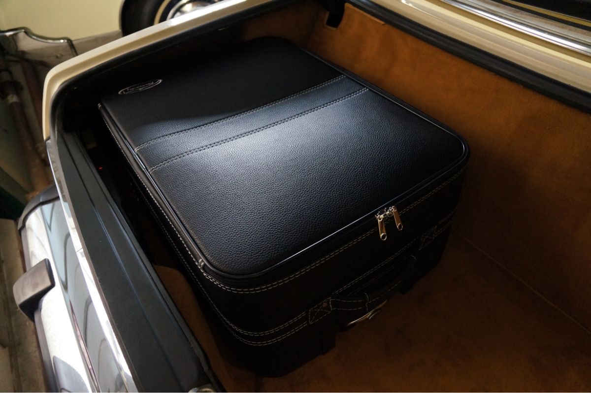 2-tlg. Kofferset Mercedes SL R107 